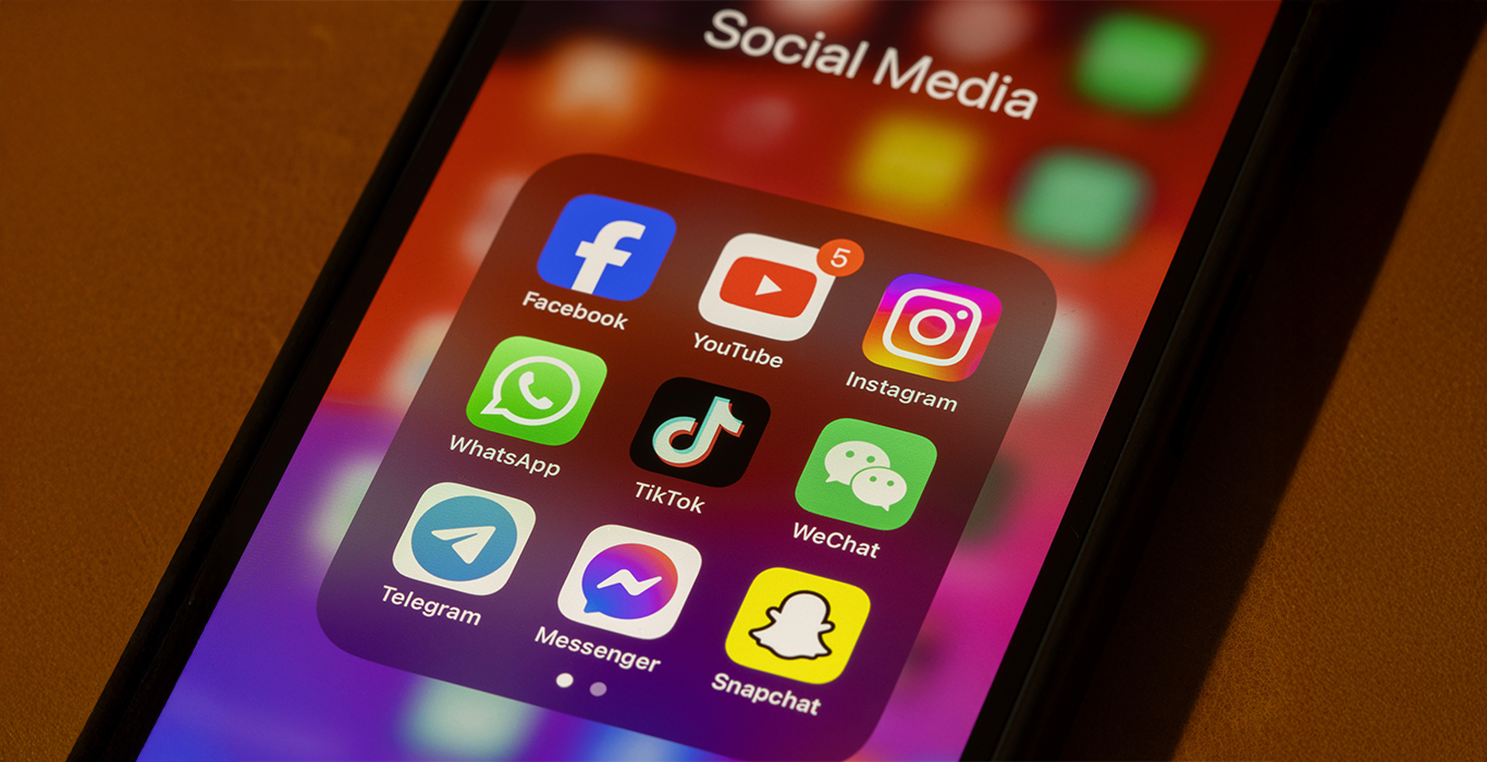 15 Social Media Marketing Strategies for Colleges by IKF